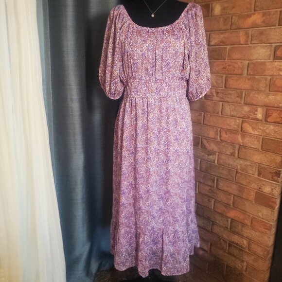 Polagram Dresses & Skirts - Polagram Smocked/Gathered Lavendar Peasant Style Floral Maxi Dress - Size L